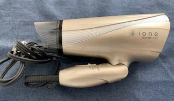 マイナスイオンドライヤー