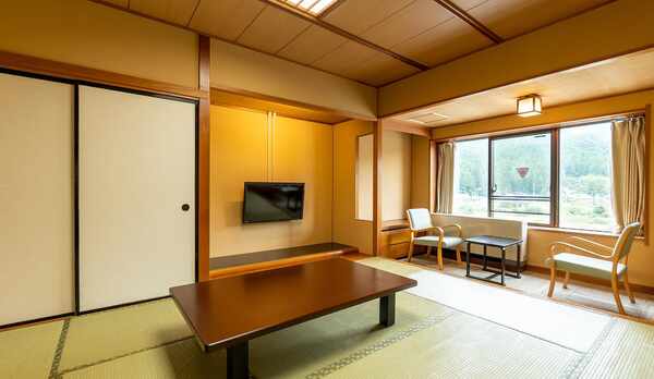 スタンダード和室10畳／喫煙／定員〜4名様