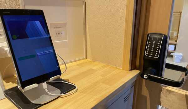 無人チェックインシステム搭載