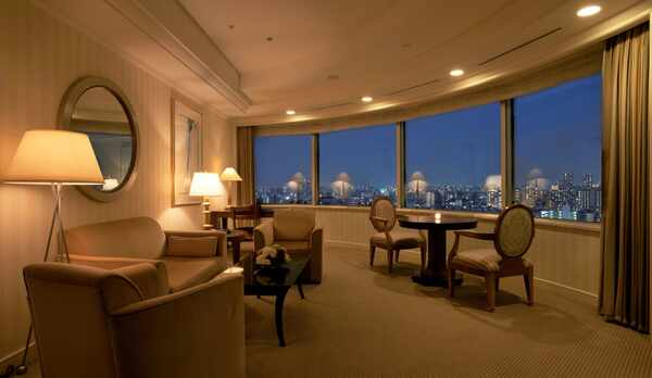 レギュラーフロア　パークスイート（100平米）