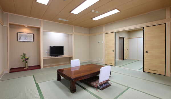 《西館》和室　二間続き　喫煙