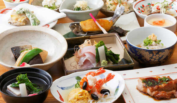 *夕食一例／クチコミ好評価☆川魚、肉、野菜と地元の食材中心の手作りの懐石料理をご用意致します。