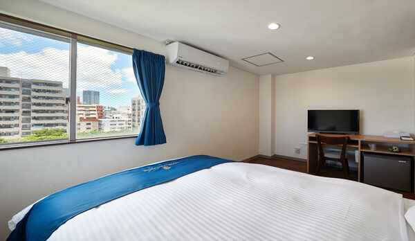 【セミダブルルーム】こだわりの空間で日頃の疲れを