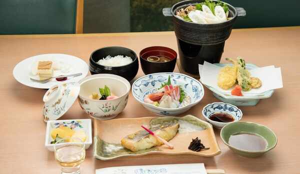 *夕食：スタンダードプラン一例