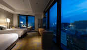 LUXURY TWIN