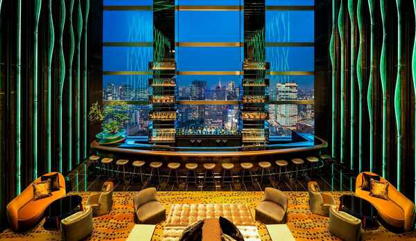 Sky Gallery Lounge「Levita」