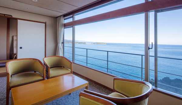 山上館 コーナースイートルーム