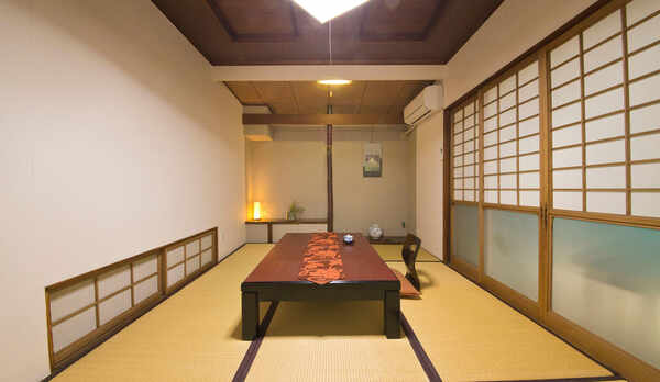 【喫煙‐和室6畳】