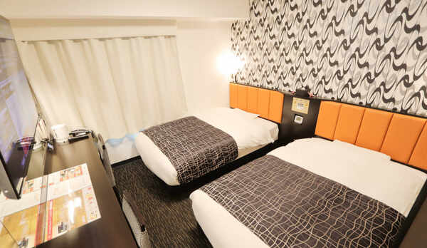 ツインルーム(15㎡/ベッド幅120cm 2台)