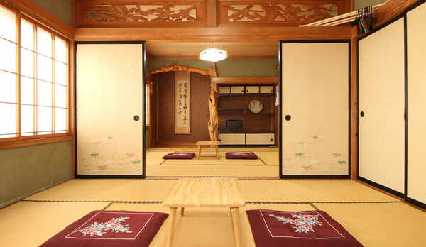 【お部屋一例】グループやファミリーにもおすすめの和室