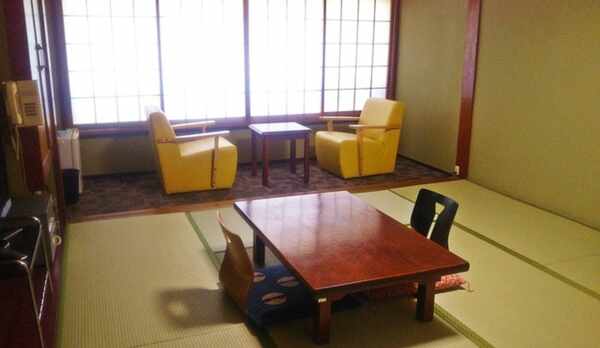 東館　和室8畳タイプのお部屋　