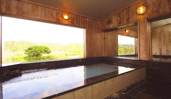 ◆展望風呂◆久慈川を一望できます