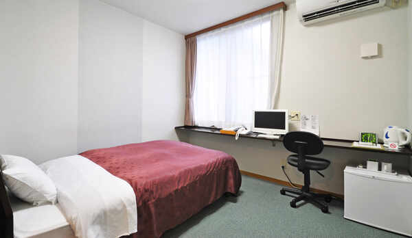 【シングル】カウンター付なのでお仕事にも便利！