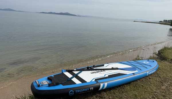 目の前の琵琶湖でSUPをお楽しみ頂けます。