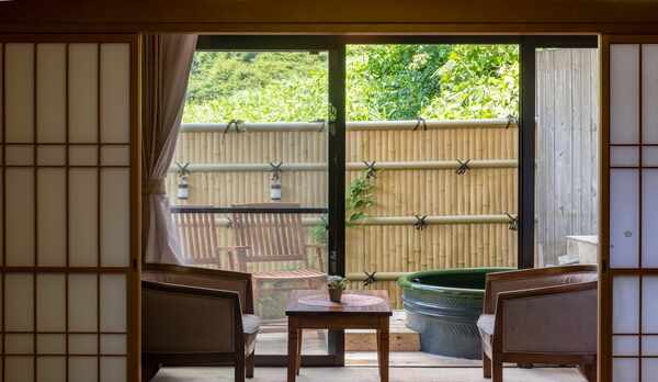 静かなやすらぎの空間をご提供いたします