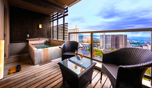 ◆月ノ想◇スタイリッシュモダン「葵」◆景色を眺めながら、贅沢に温泉を愉しむ