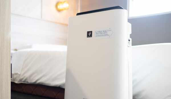 心地よい目覚めのために、空気に潤いとマイナスイオンを