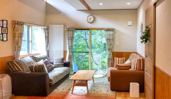 ・心地良い陽ざし、風が感じられるリビング