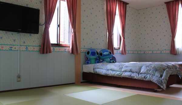 和洋室（キャラクターのお部屋）