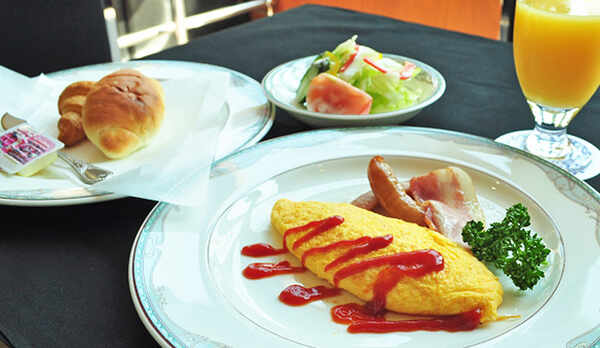 【朝食】サラダやオムレツでフレッシュに♪