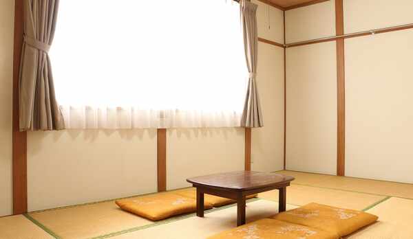 *［部屋一例］シンプルな和室8畳の客室