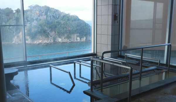 展望大浴場には寝湯もございます。