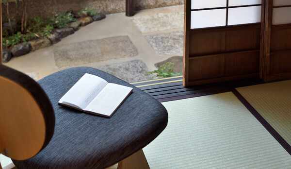 1階 和室 ライブラリースペース