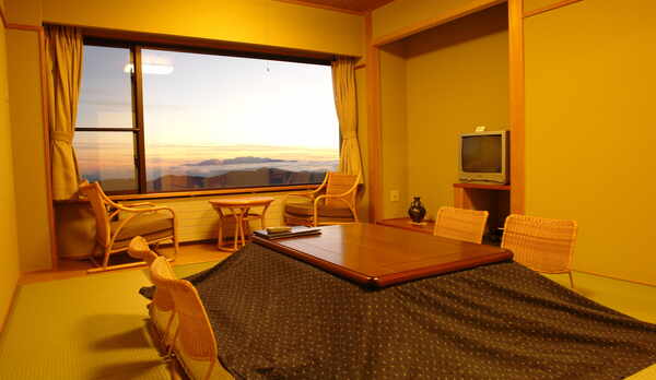 南館　和室14畳