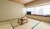*【客室一例／和室】ゆったりとした和室で足を伸ばしてのんびりと。
