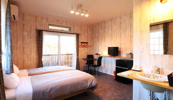 【客室】ツインルーム（D）です。 全室トイレ洗面付で快適。