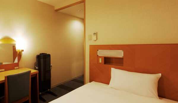 ◆客室◆　ダブル（ベッド幅140cm）