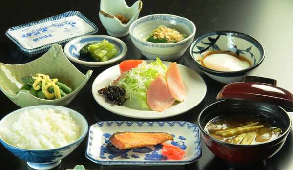 朝食一例