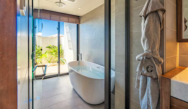 Premier Ocean View King Bed