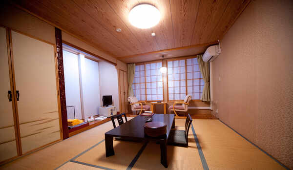 *【新館】和室6畳（一例）