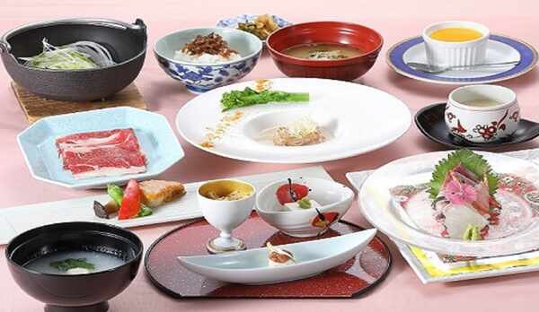 季節の創作和会席