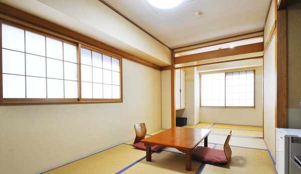 【和室8畳】くつろぎのひとときを