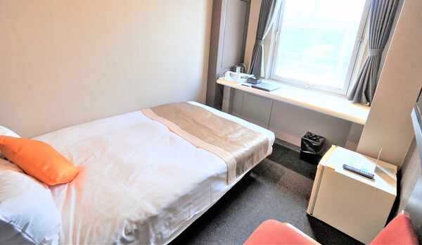 【シングル 13平米】◇少し広めのベッド幅125cm◇