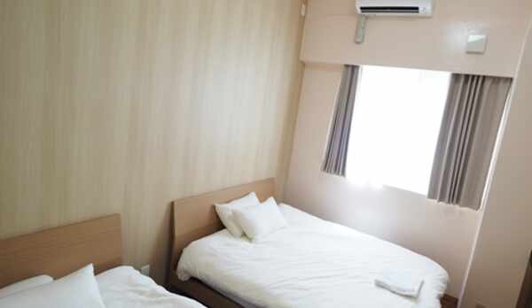 ツインルーム with ダブルベッド