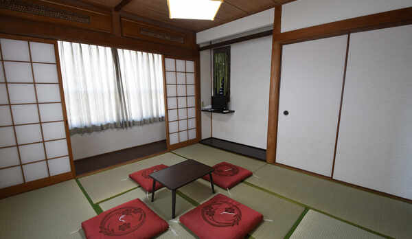 和室シャワー、トイレ完備