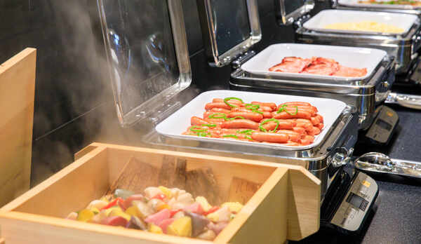 朝食バイキング