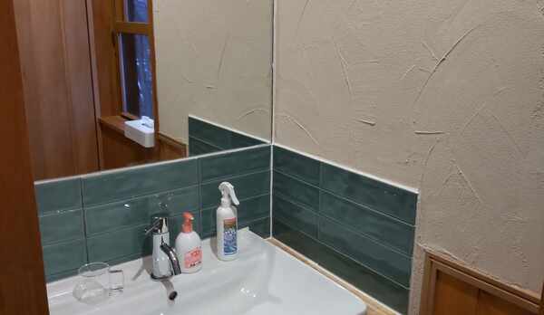 共用ホールの洗面台