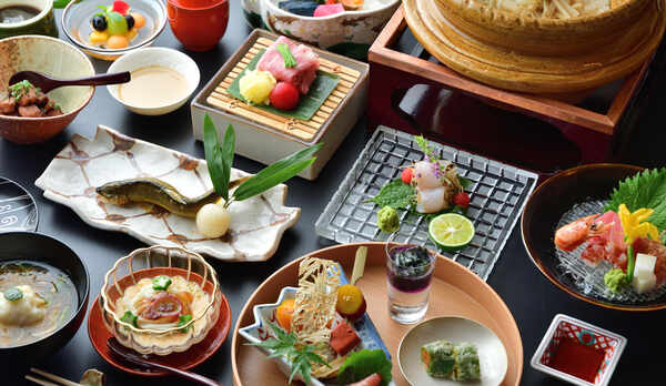 本格の懐石料理