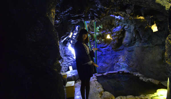 貸切洞窟風呂２ヵ所〈山賊の湯・海賊の湯〉