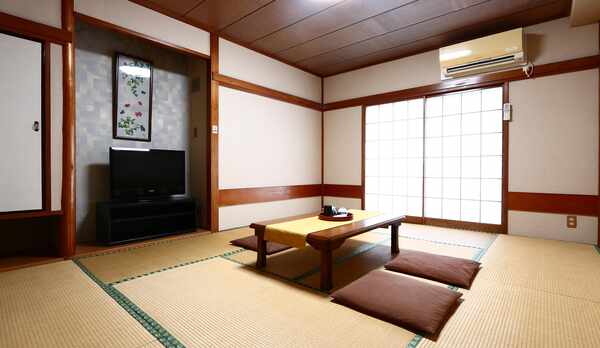 【客室】◆和室10畳