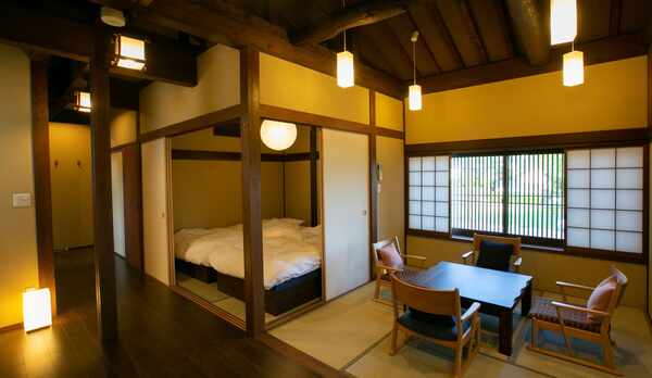 デラックスルーム