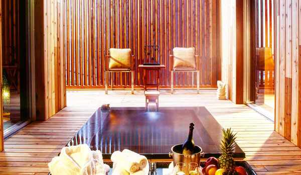 【離れ】温泉露天風呂付スイート　87㎡