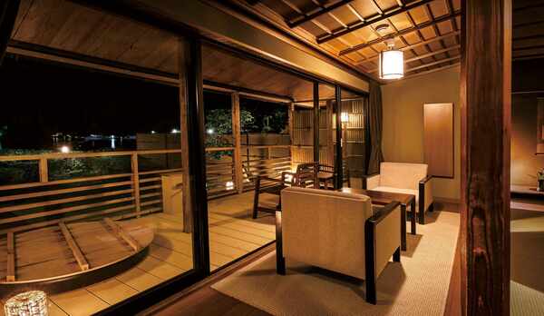 数寄屋造り離れ 露天風呂付　※客室の一例/片山津の源泉使用