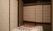 和のテイスト溢れる寝室