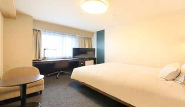 ■シングル/ダブル　18.3㎡　ベッド幅140cm1台