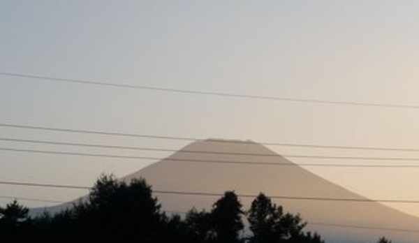 お部屋からの夕富士
